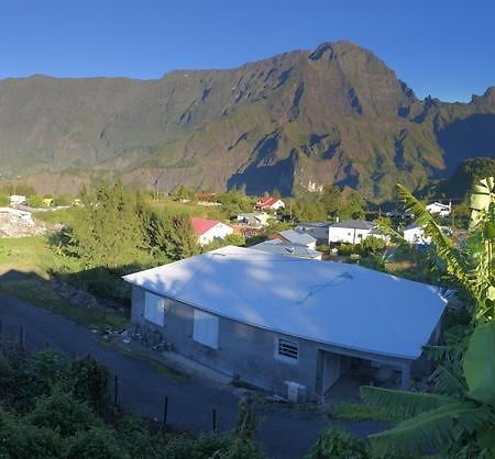 Le Bas De Cilaos Lägenhet Exteriör bild